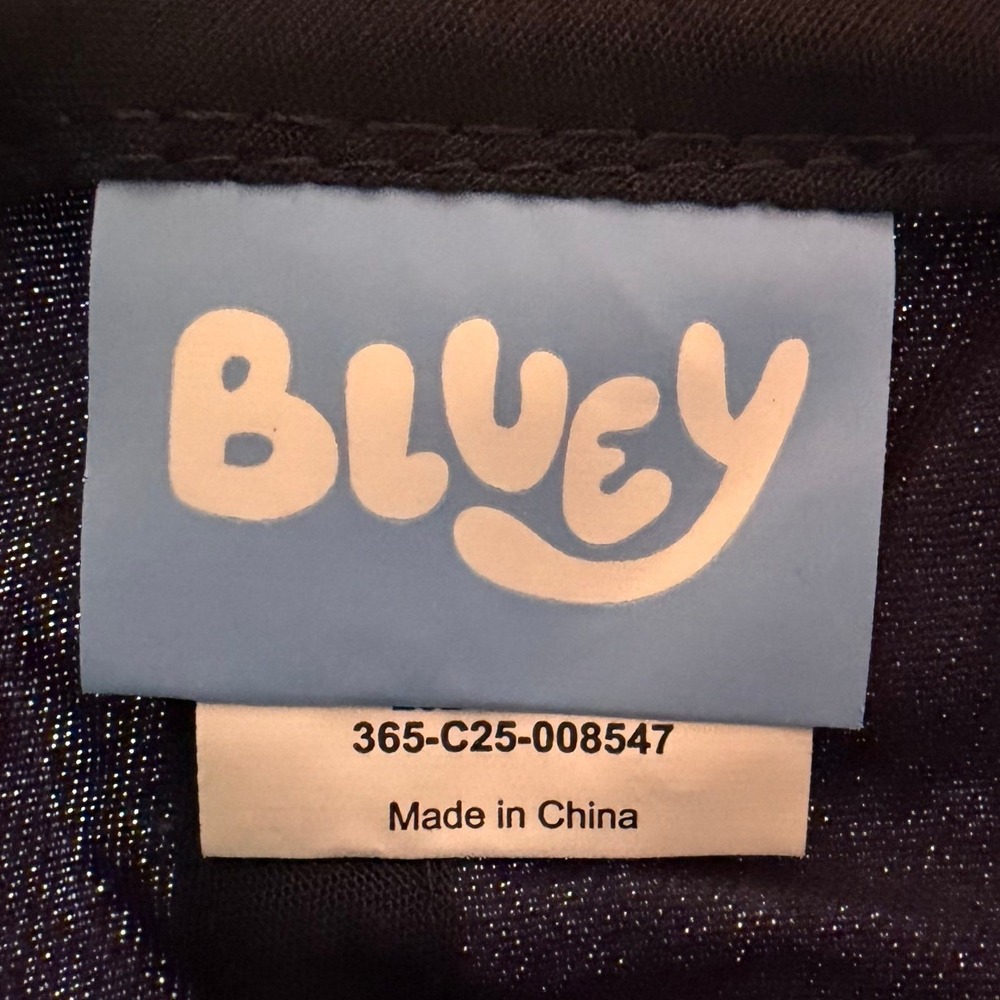 Bluey Kids Navy Blue Snapback Hat Berkshire Fashions Chenille Logo OSFM 2485 - Picture 7 of 8